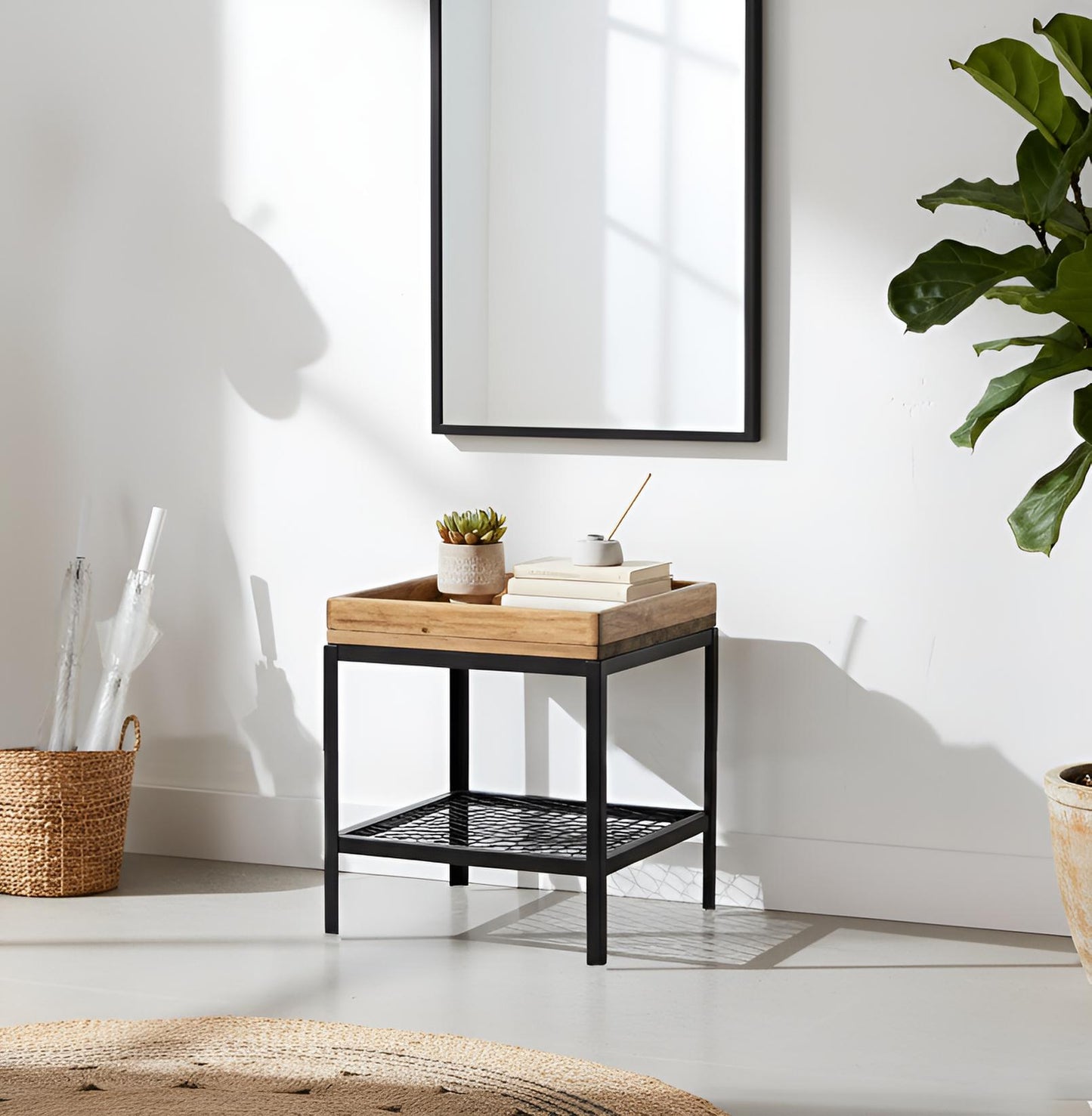 Mesa lateral industrial de fierro y madera estilo Hairpin. Modelo SORIA